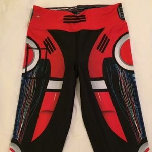 Ink N Burn Red Robot Capris EUC Size 8 - InkNBurn